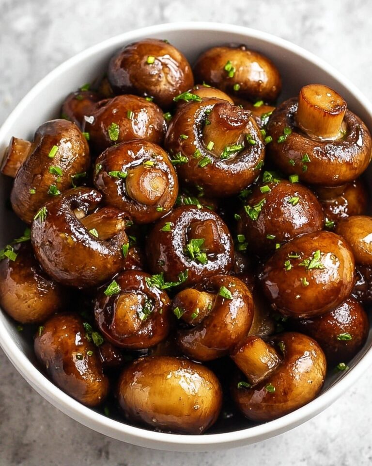 Roasted Mushrooms with Garlic, Balsamic, and Thyme Recipe