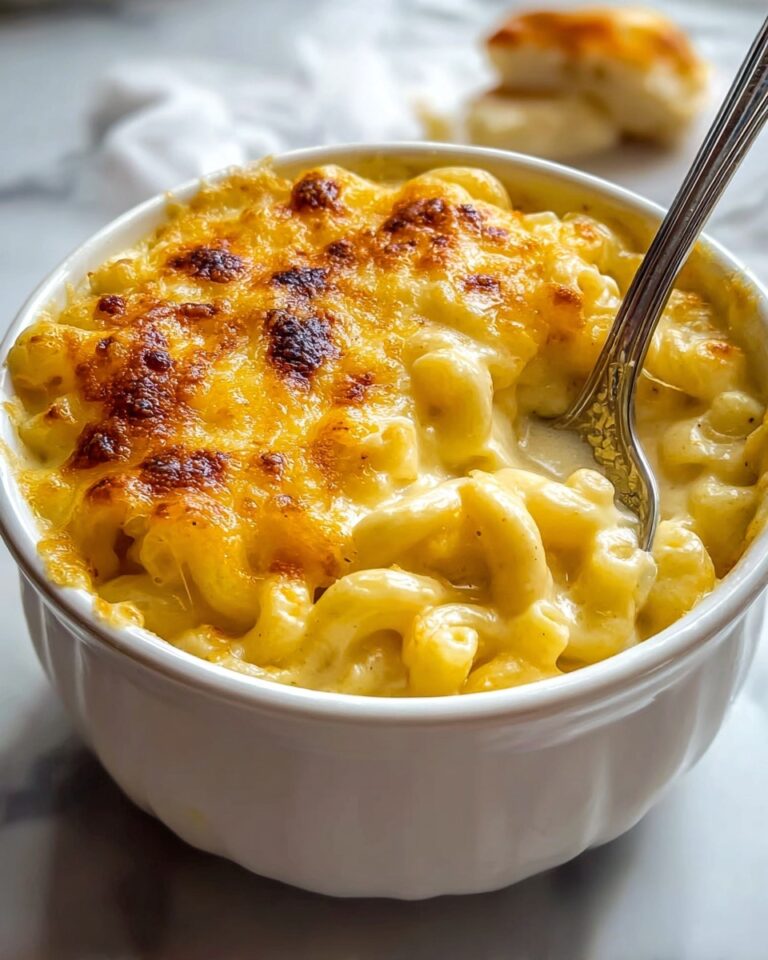 Creamy Homemade Mac and Cheese Recipe