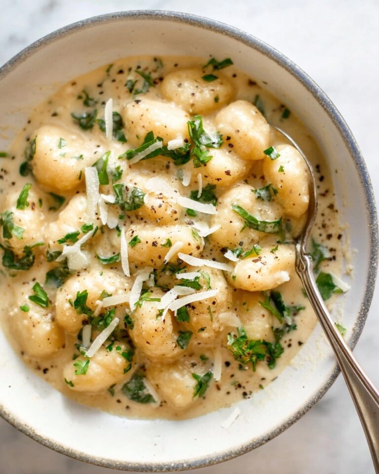15 Minute Creamy Alfredo Gnocchi Recipe